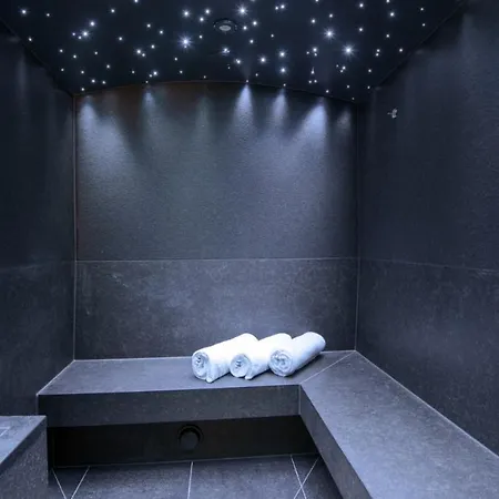 بيت للعطل Luxuriious Chalet