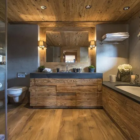 Luxuriious Chalet بيت للعطل