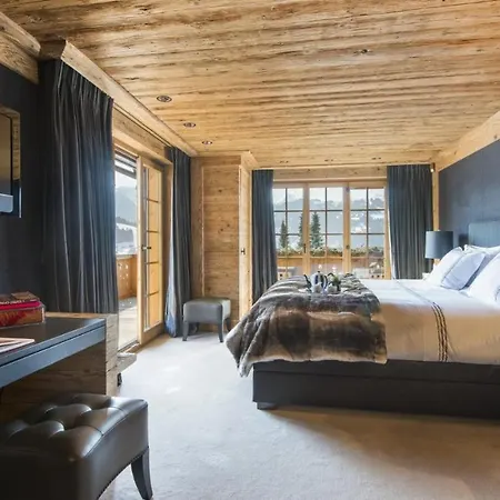 بيت للعطل Luxuriious Chalet *